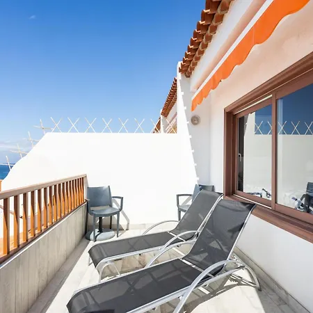 Bright & Elegant Duplex With Terrace And Pool, Just Steps From Puerto Colon Apartment