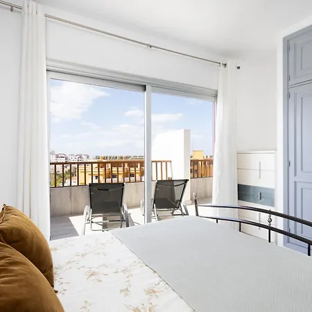 Bright & Elegant Duplex With Terrace And Pool, Just Steps From Puerto Colon Apartment Costa Adeje (Tenerife)