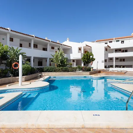 Apartment Bright & Elegant Duplex With Terrace And Pool, Just Steps From Puerto Colon