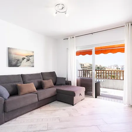 Apartment Bright & Elegant Duplex With Terrace And Pool, Just Steps From Puerto Colon